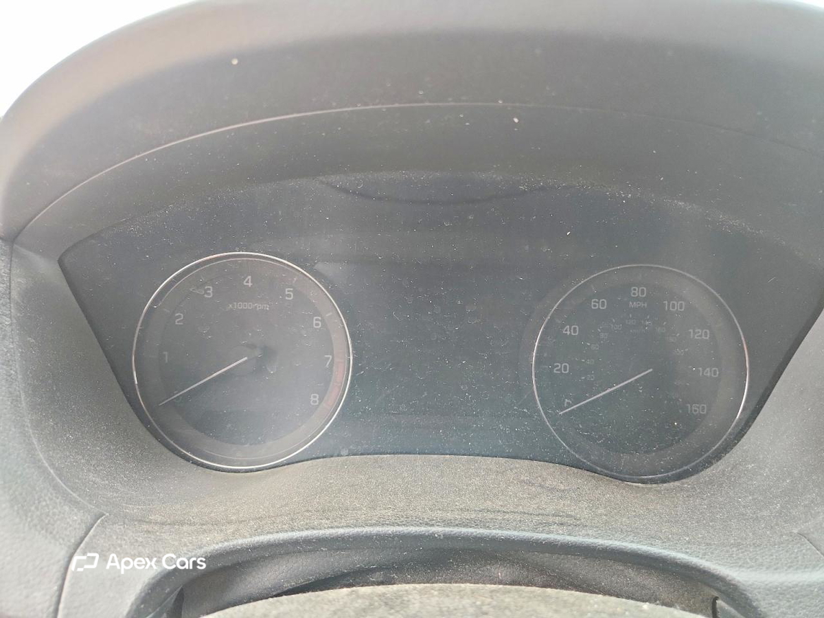 Hyundai Genesis 2015