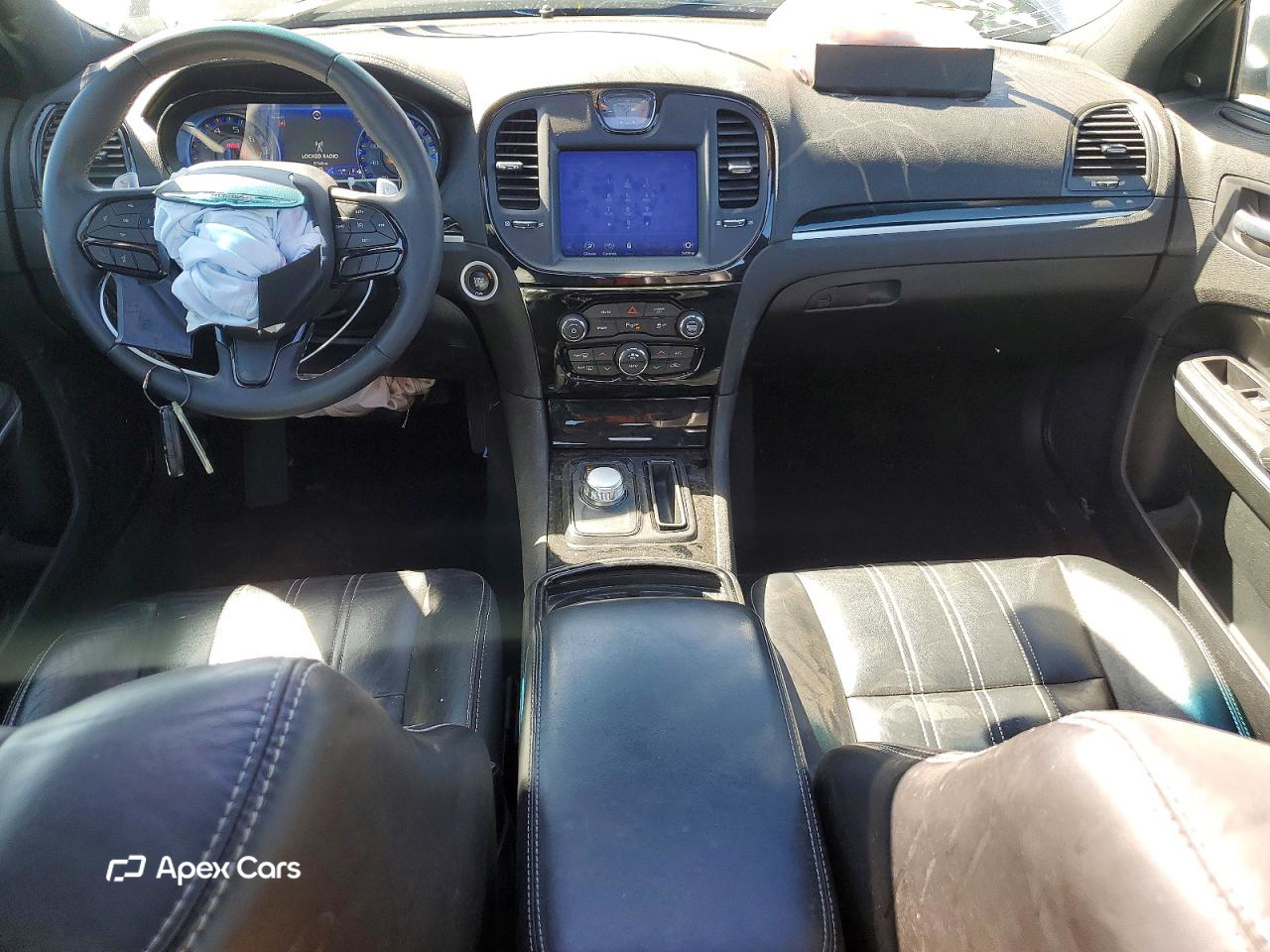 Chrysler 300 2023