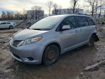 Toyota Sienna 2016