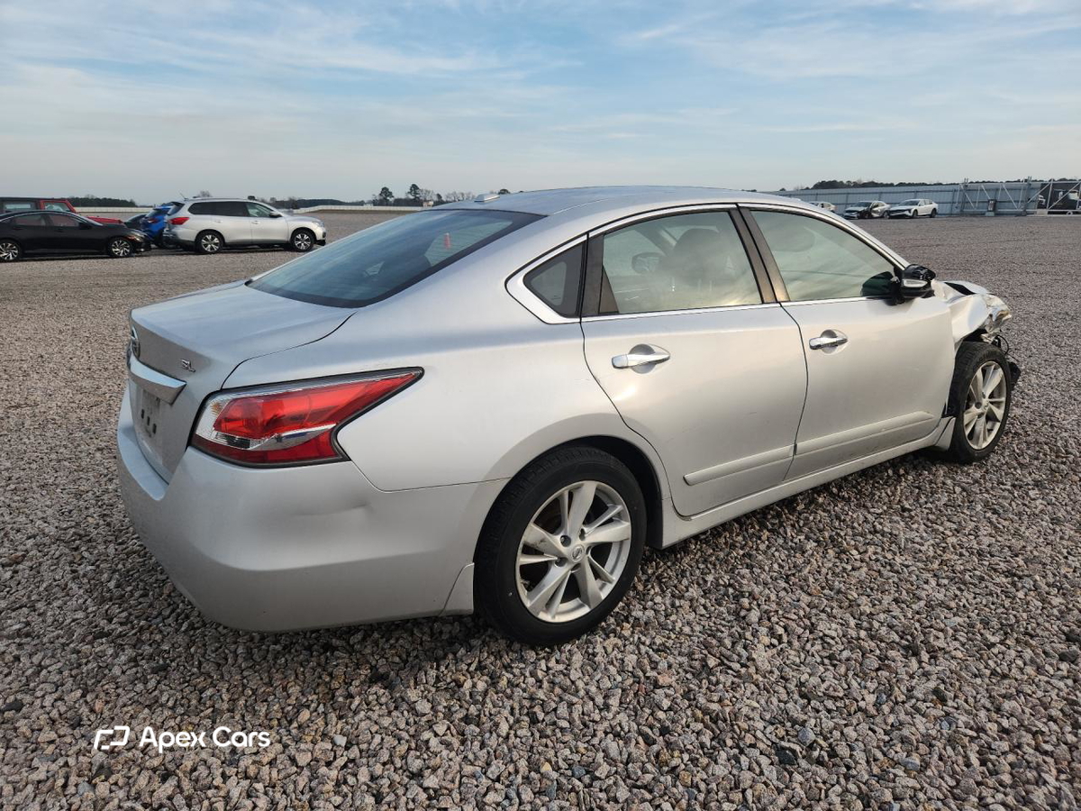 Nissan Altima 2015