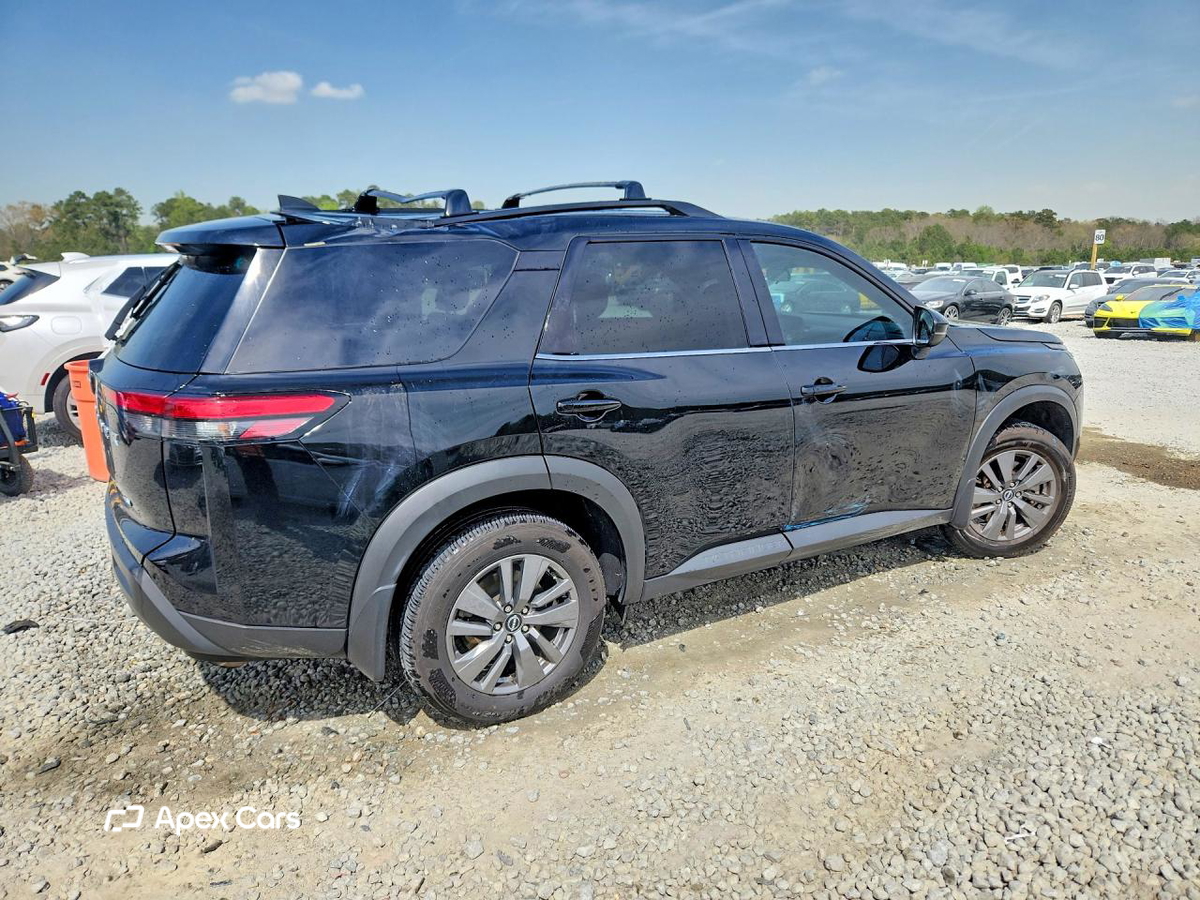 Nissan Pathfinder 2024