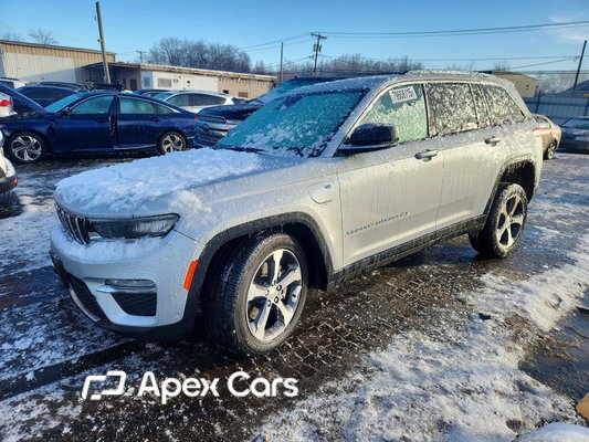 Jeep Cherokee 2023 - Image 1 of 12