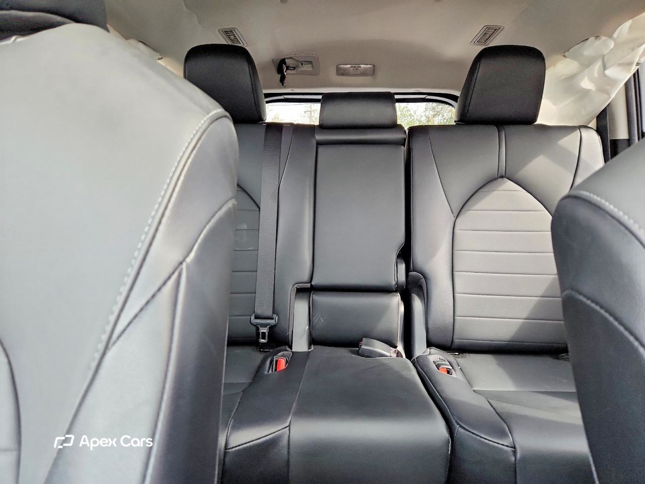 Toyota Highlander 2021