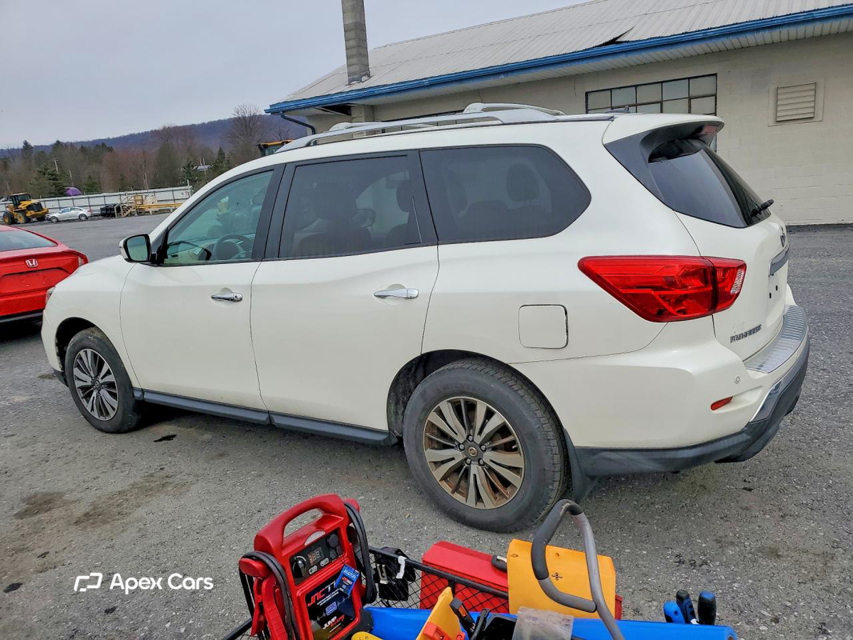 Nissan Pathfinder 2017