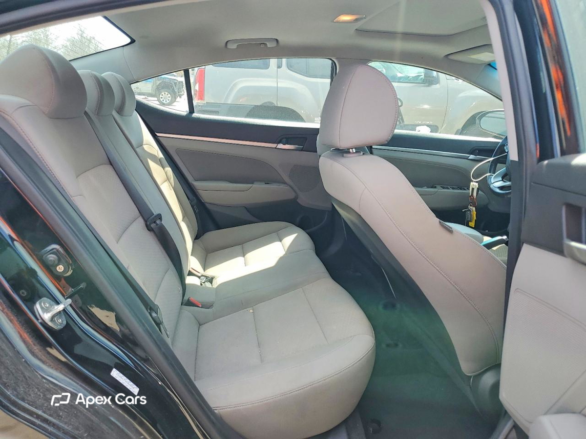 Hyundai Elantra 2019