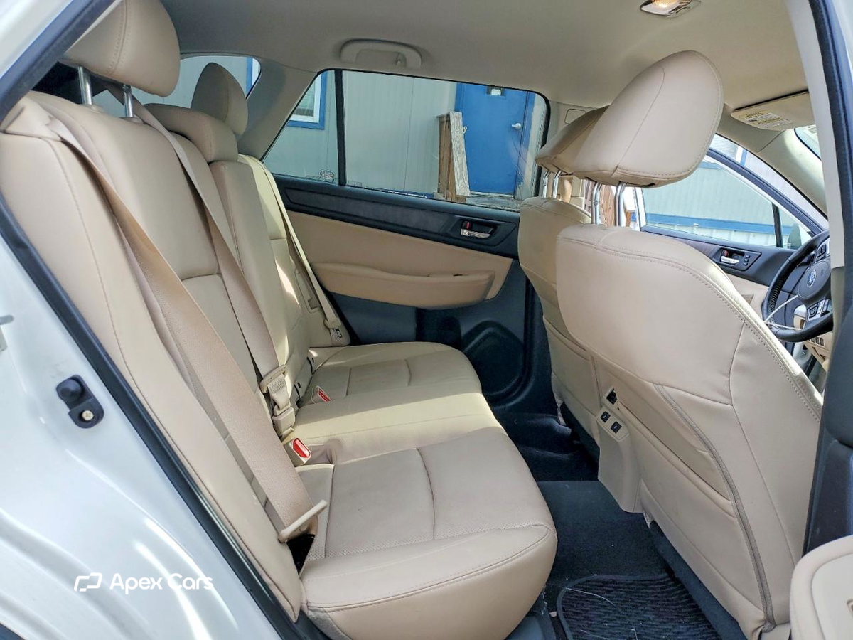 Subaru Outback 2016