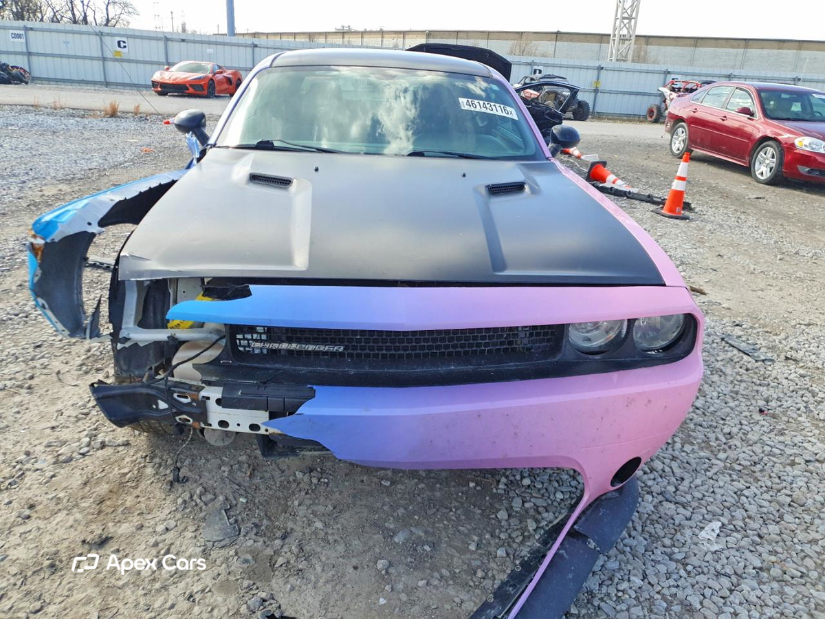 Dodge Challenger 2012