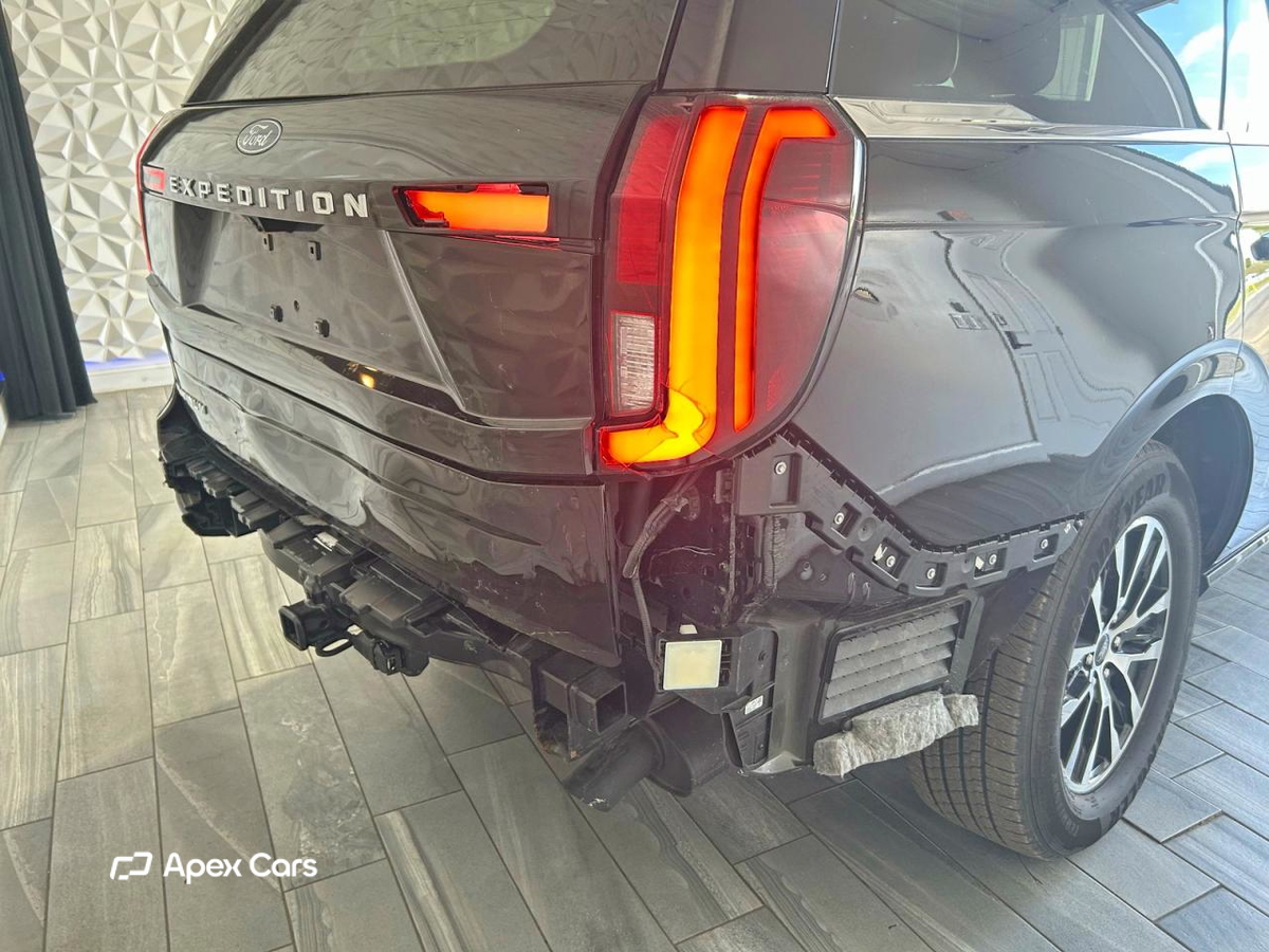 Ford Expedition 2025