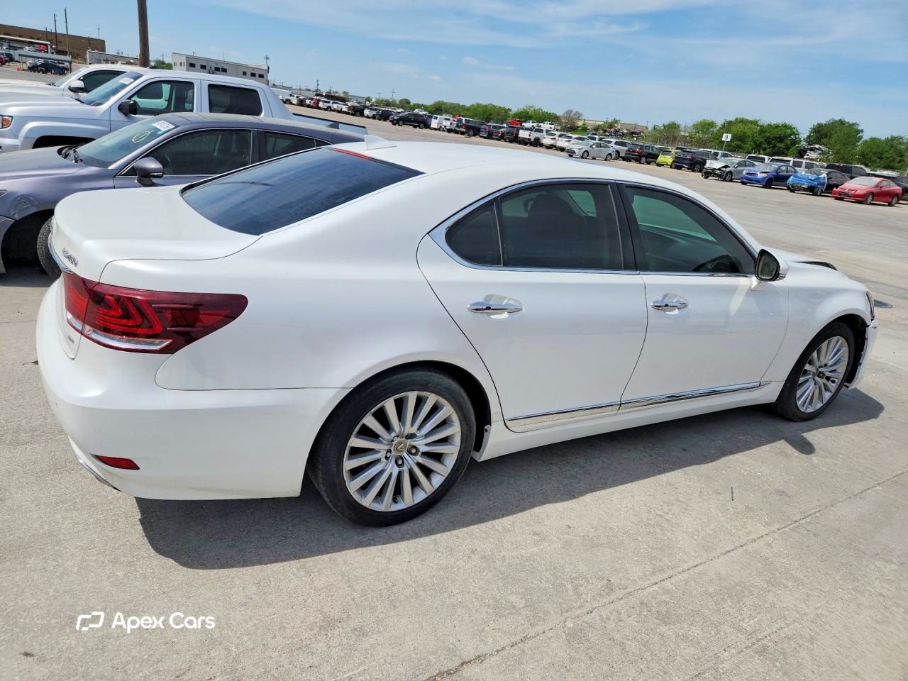 Lexus LS 2014