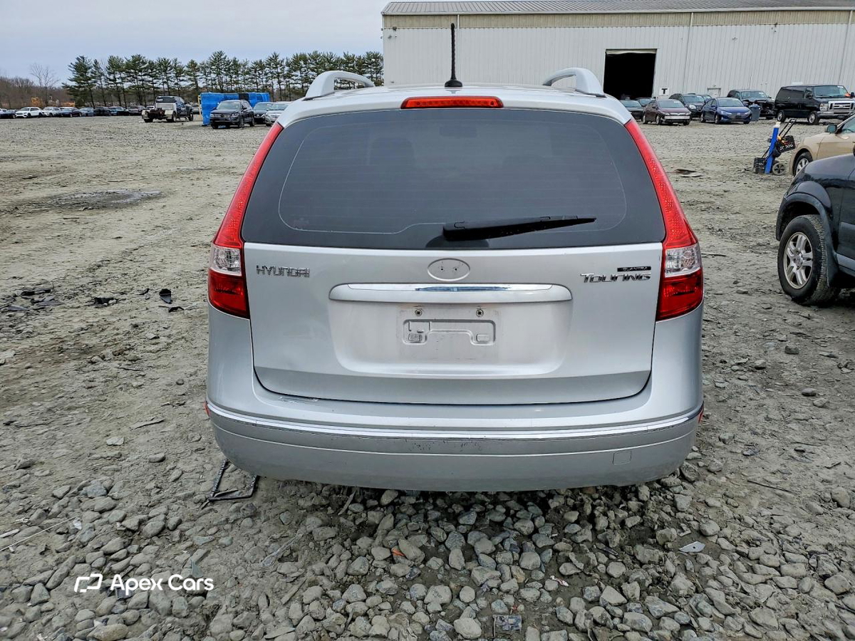 Hyundai Elantra 2011