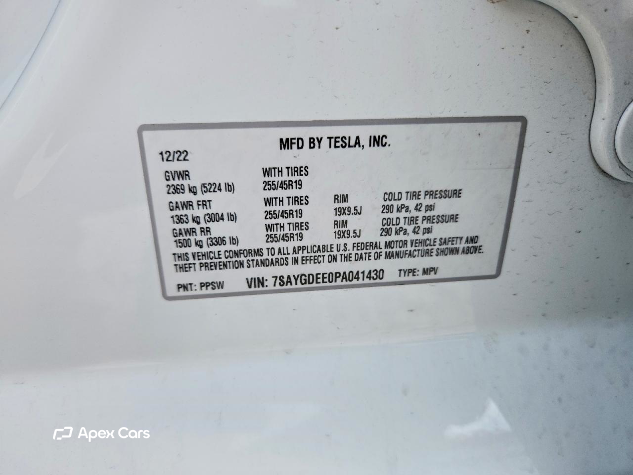 Tesla Model Y 2023