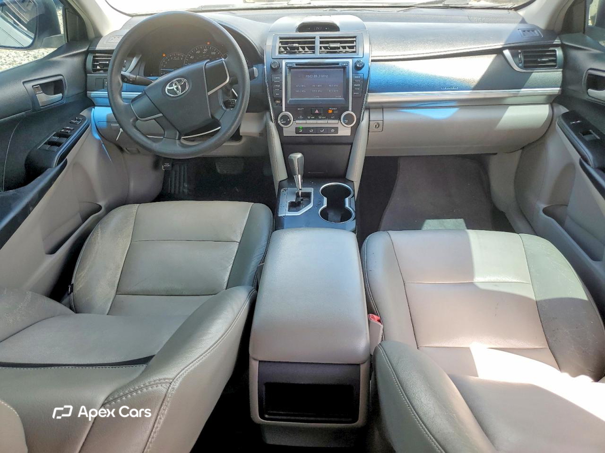 Toyota Camry 2012