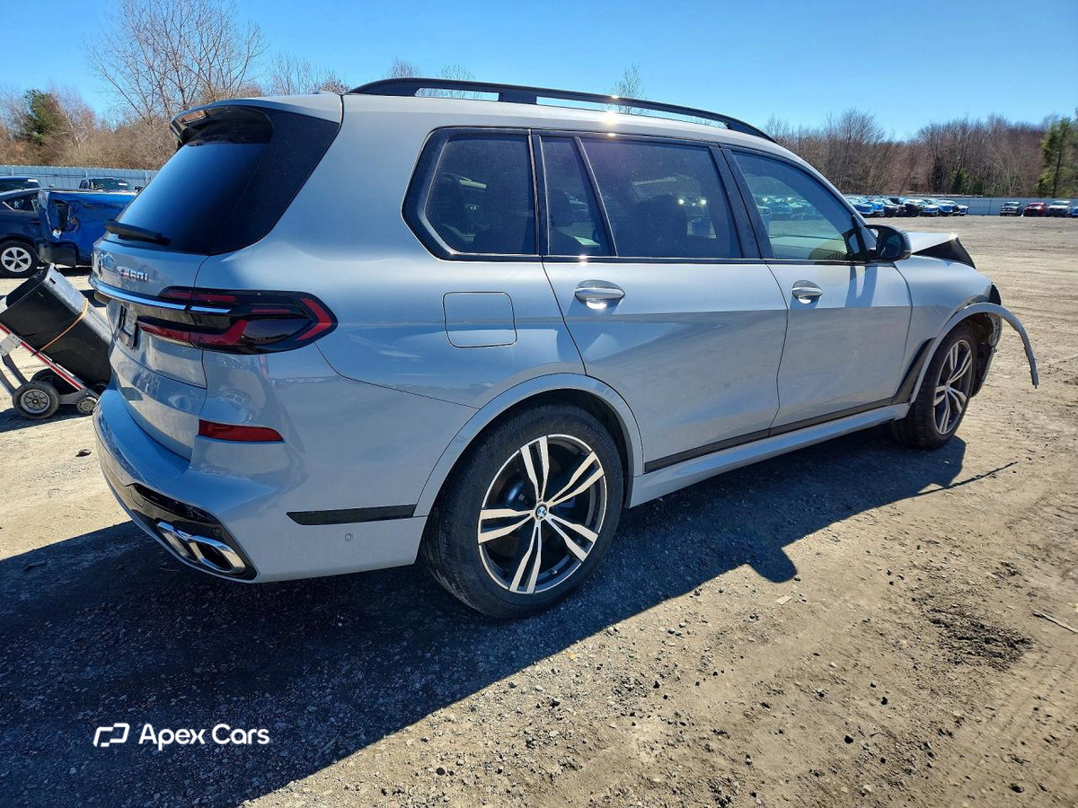 BMW X7 2025