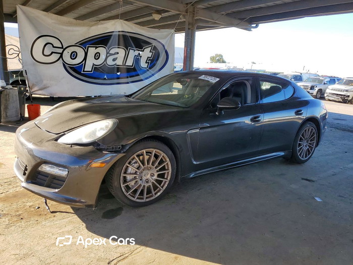 2011 Porsche Panamera - Image 1 of 5