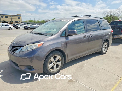 Toyota Sienna 2014 - Image 1 of 13