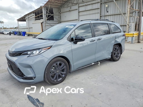 Toyota Sienna 2025 - Image 1 of 12
