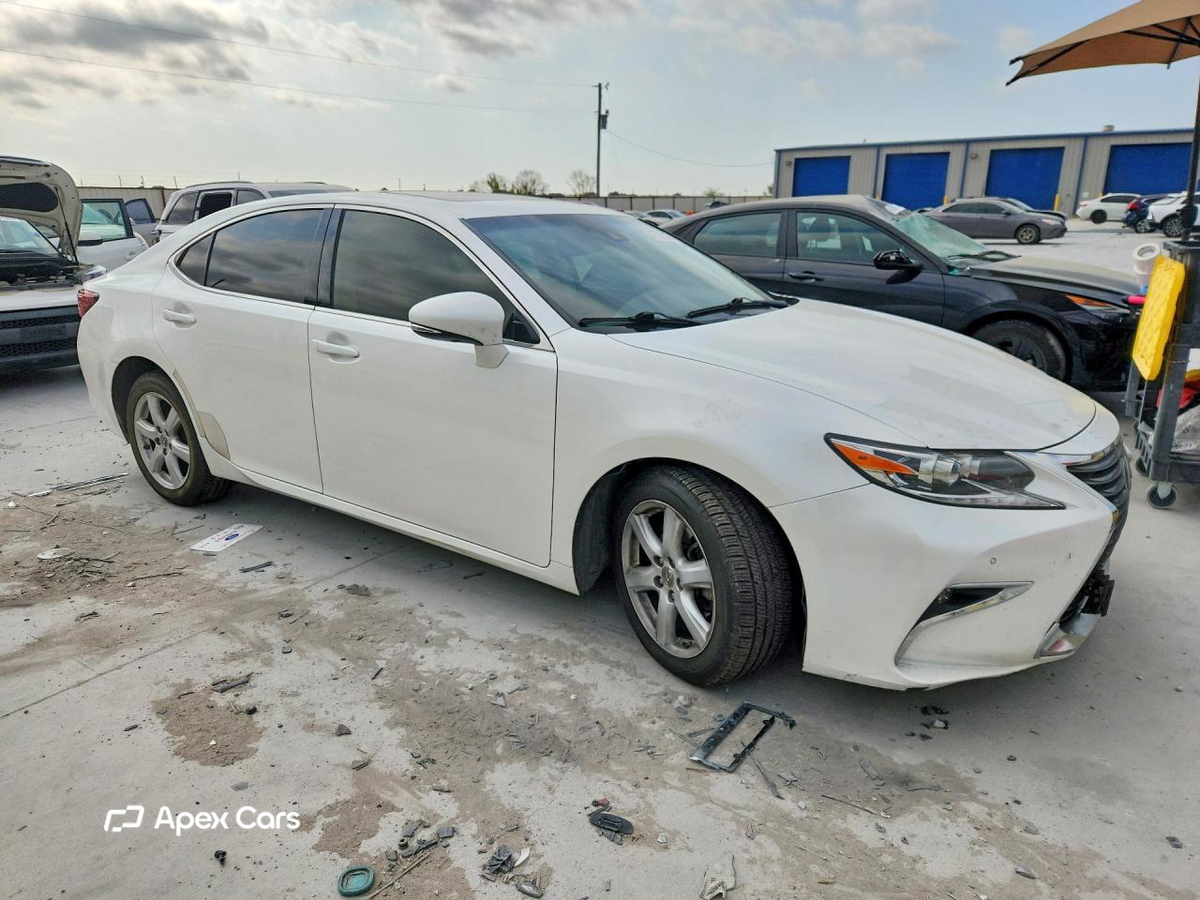 Lexus ES 2016