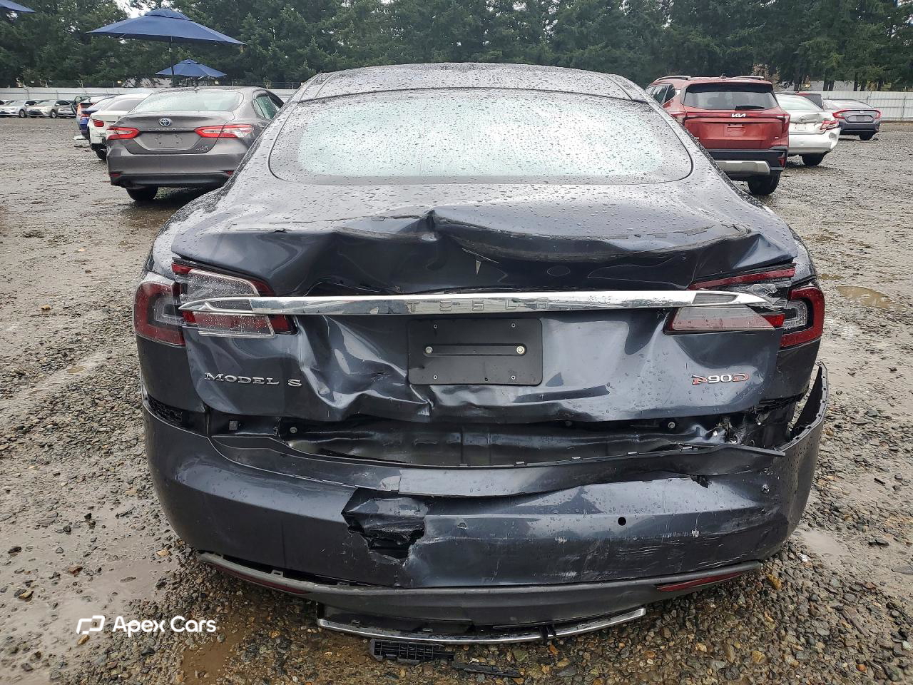 Tesla Model S 2015