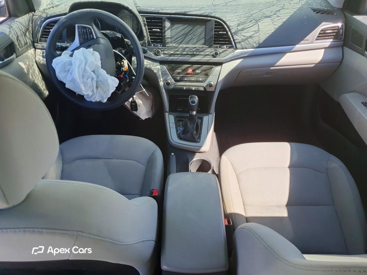 Hyundai Elantra 2017