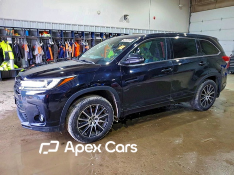 Toyota Highlander 2017 - Image 1 of 14