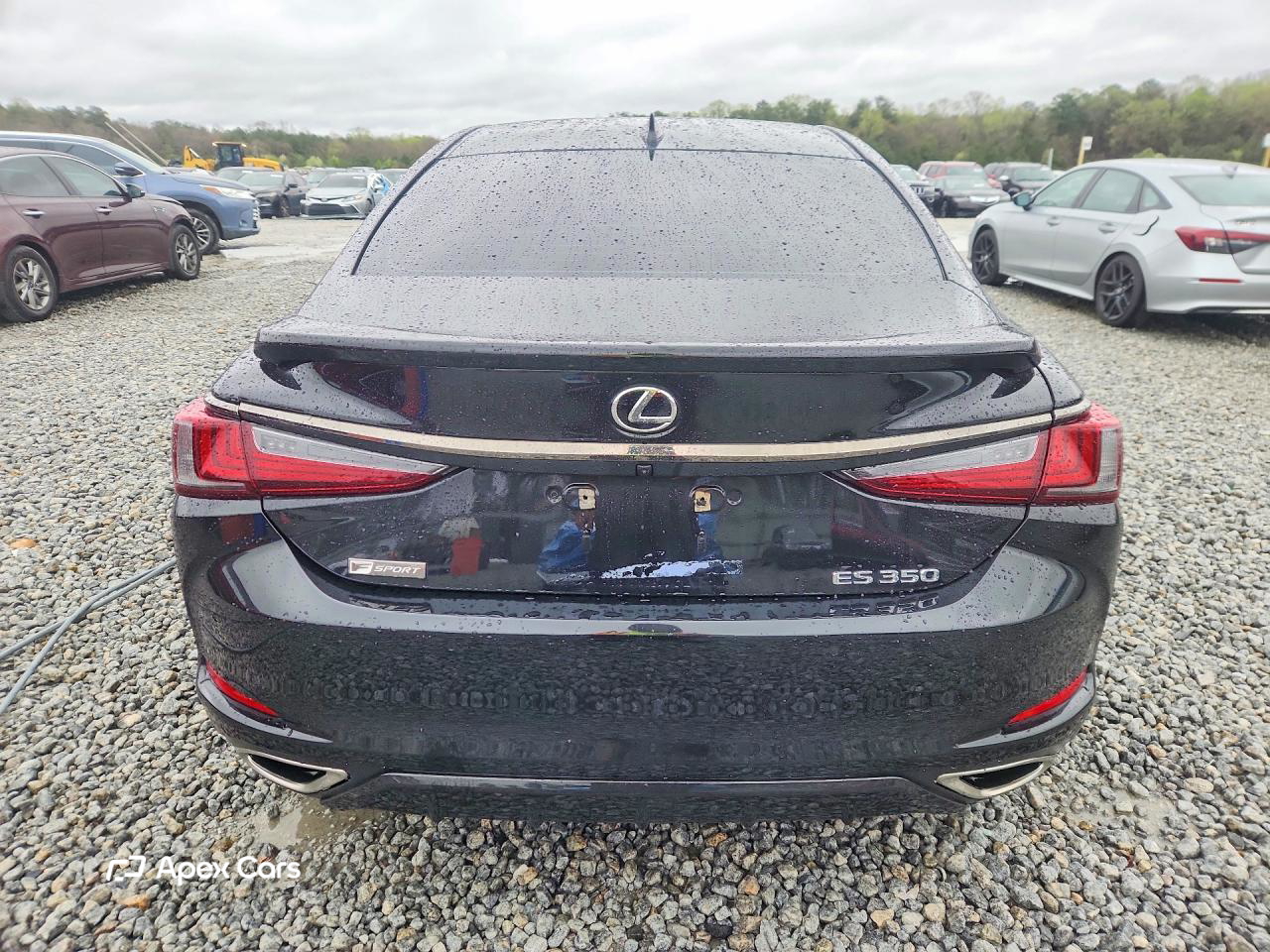 Lexus ES 2021
