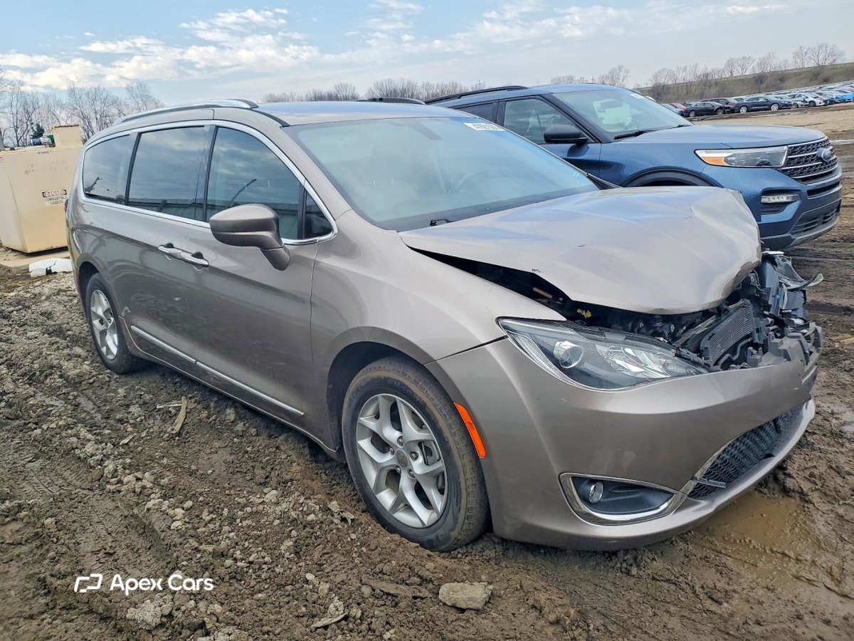 Chrysler Pacifica 2017