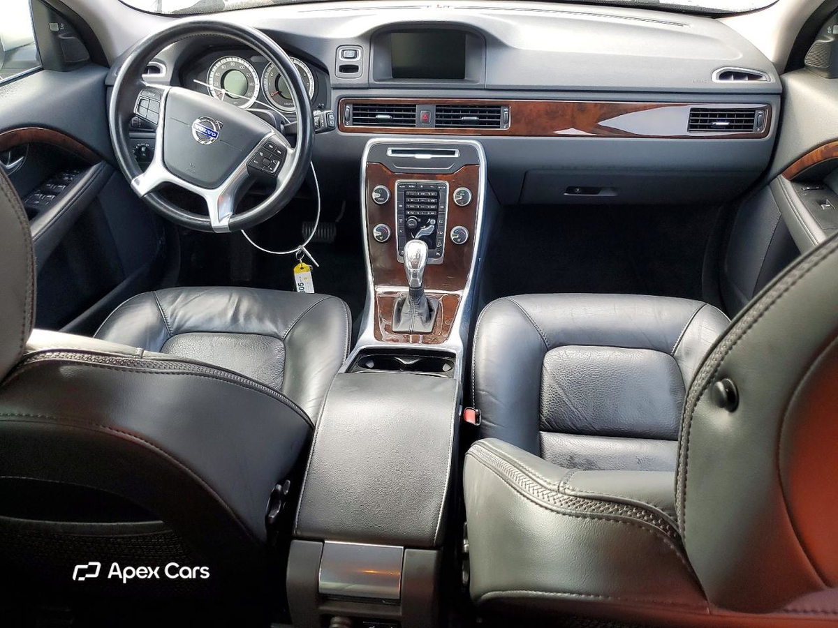 Volvo XC70 2013