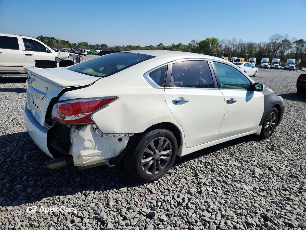 Nissan Altima 2015
