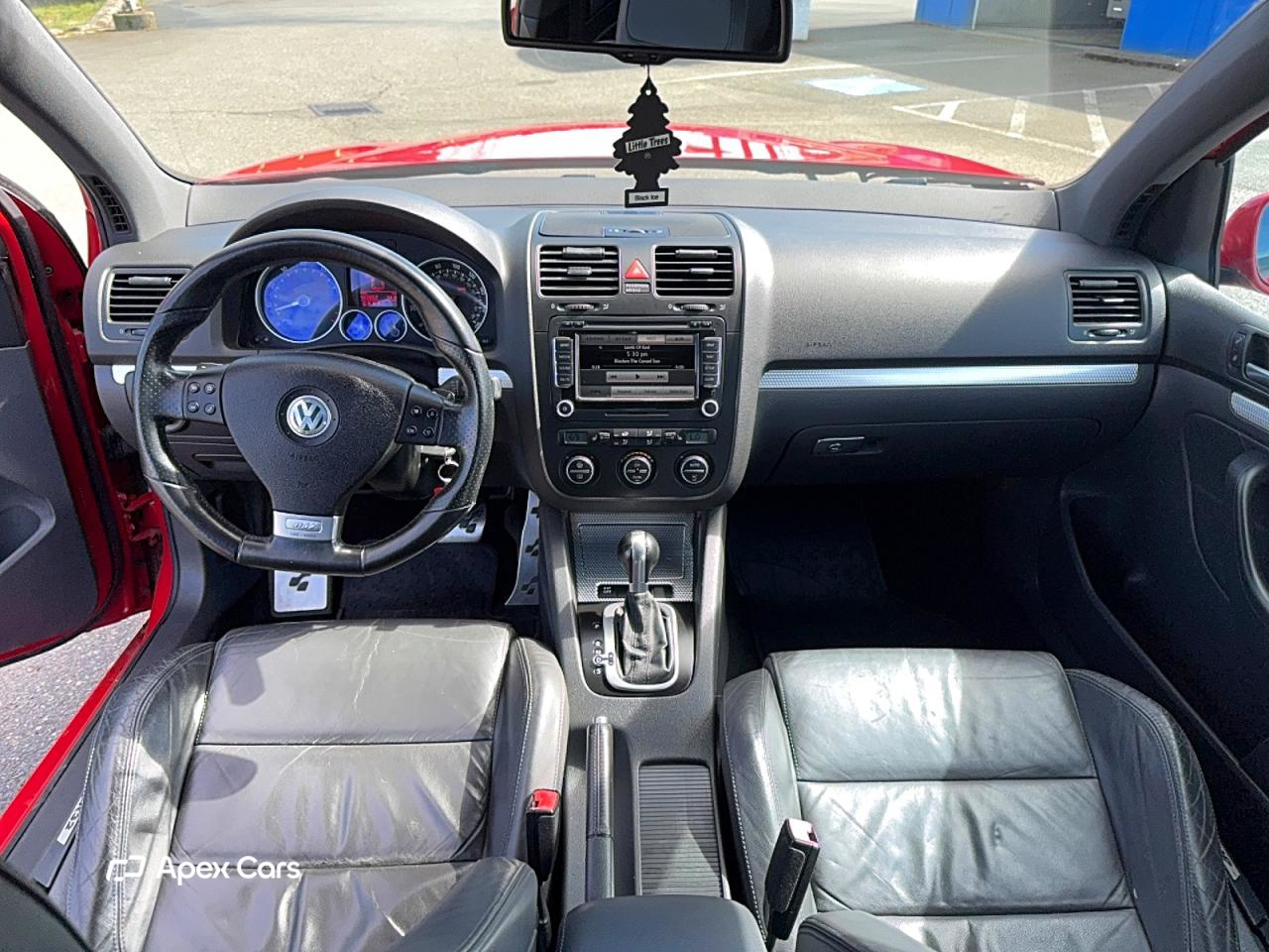 Volkswagen  2008