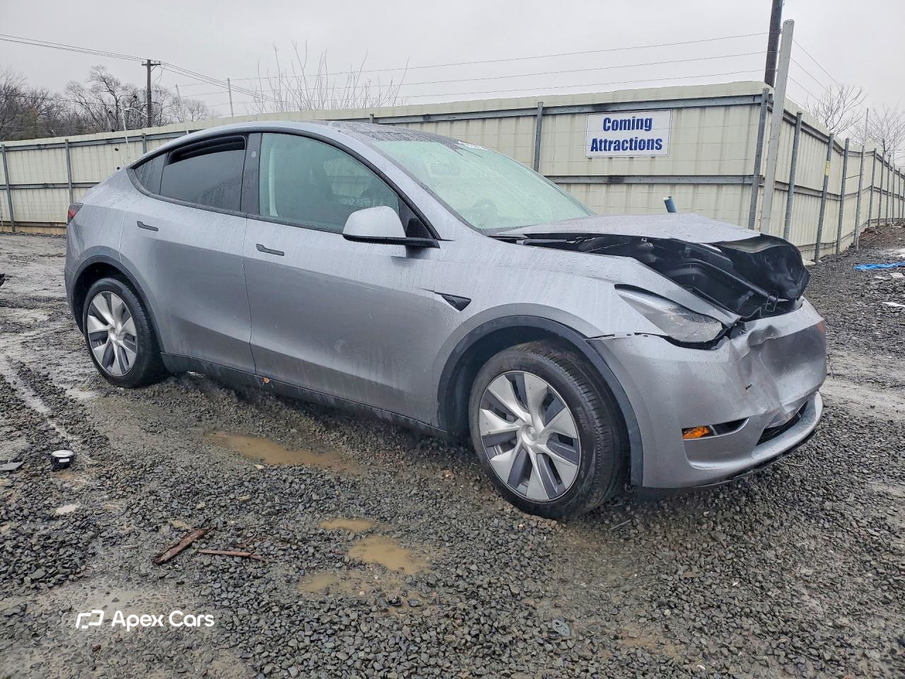 Tesla Model Y 2024