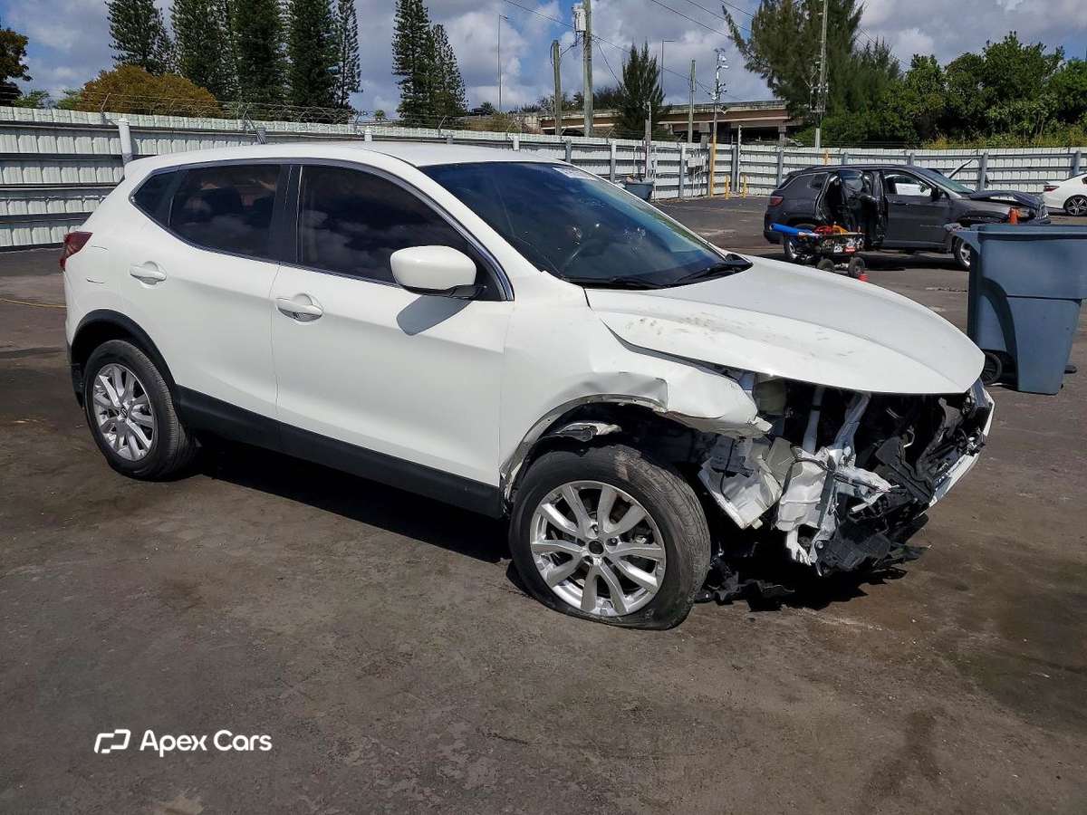 Nissan Rogue 2021