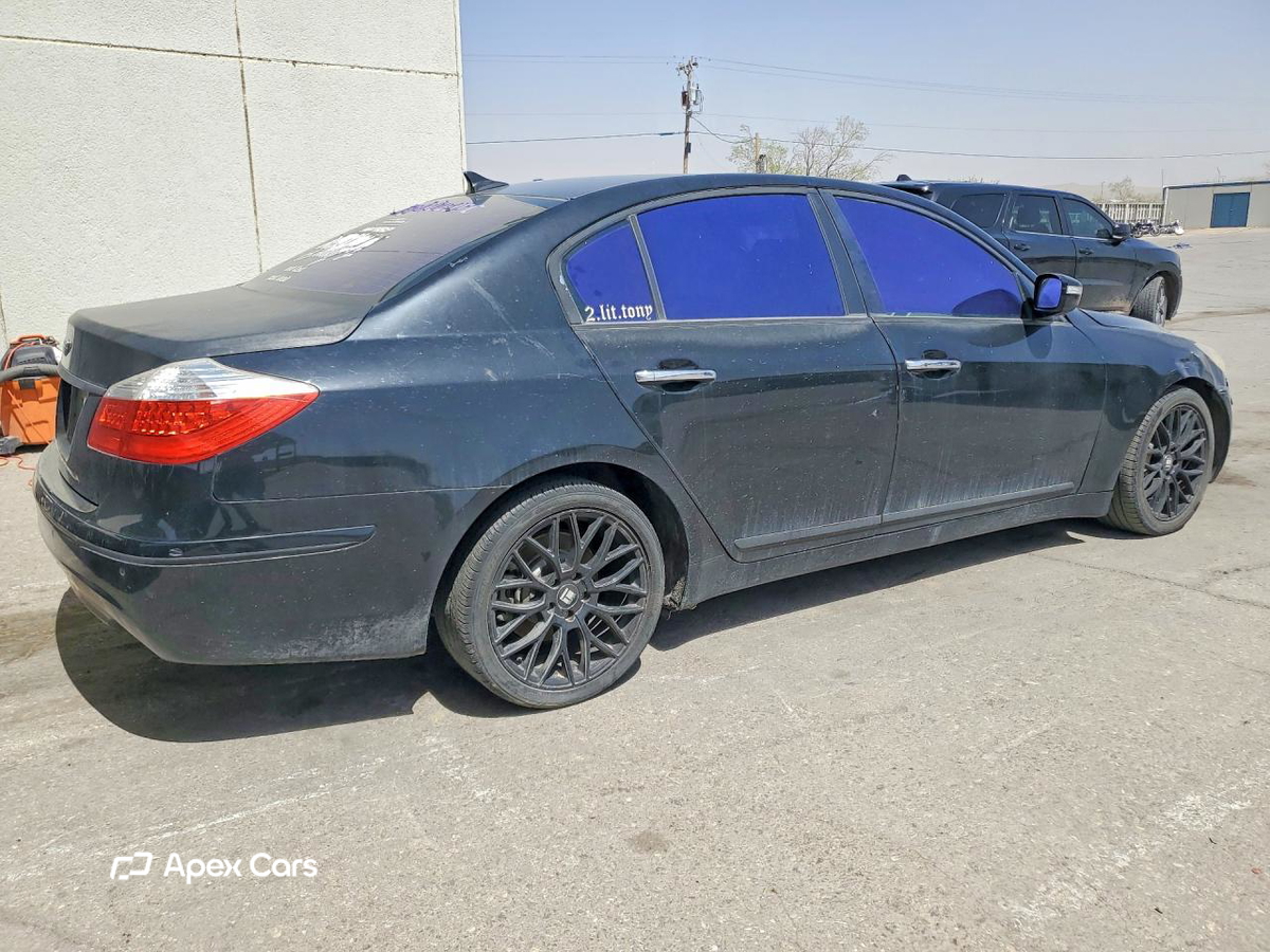 Hyundai Genesis 2010
