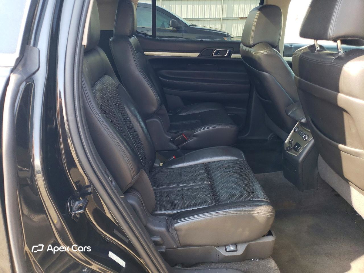 Lincoln MKT 2010