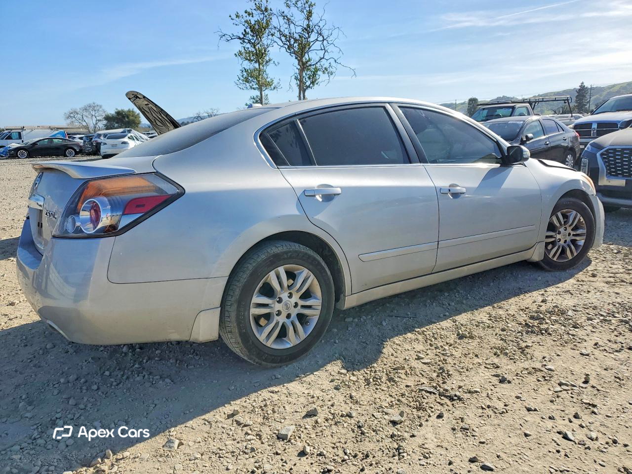 Nissan Altima 2011
