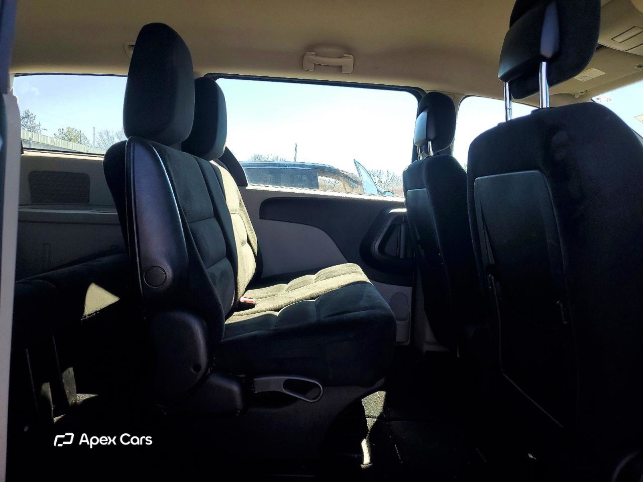 Dodge Caravan 2015