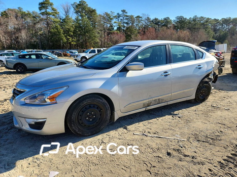 Nissan Altima 2015 - Image 1 of 14