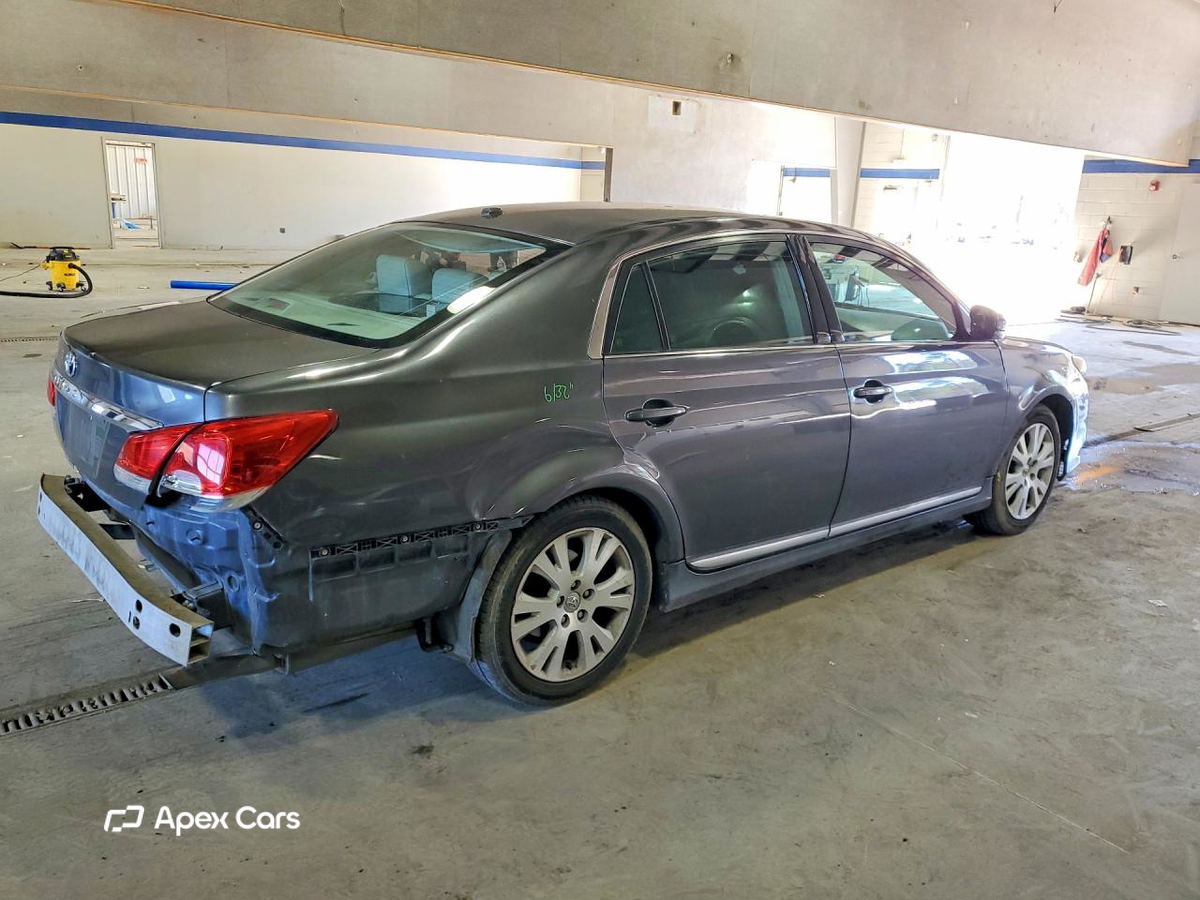 Toyota Avalon 2012