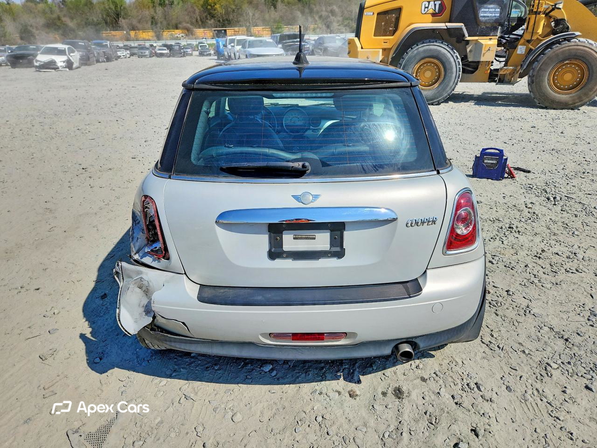 MINI Cooper 2013