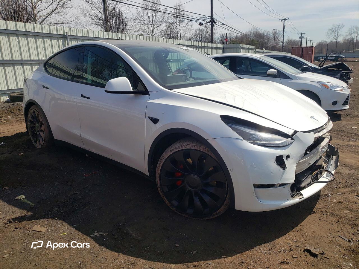 Tesla Model Y 2022