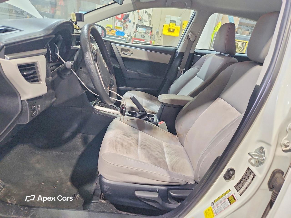 Toyota Corolla 2015