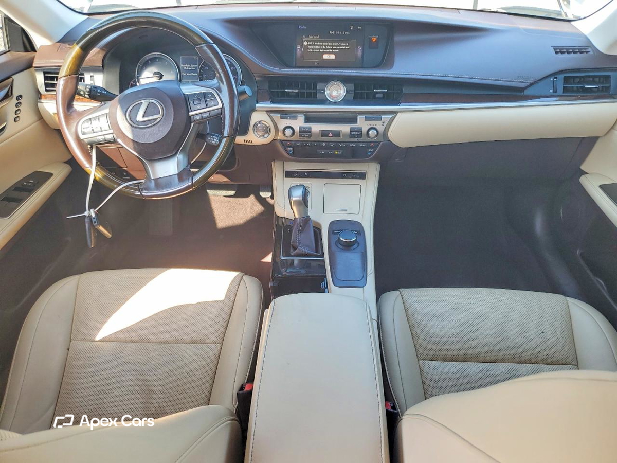 Lexus ES 2017