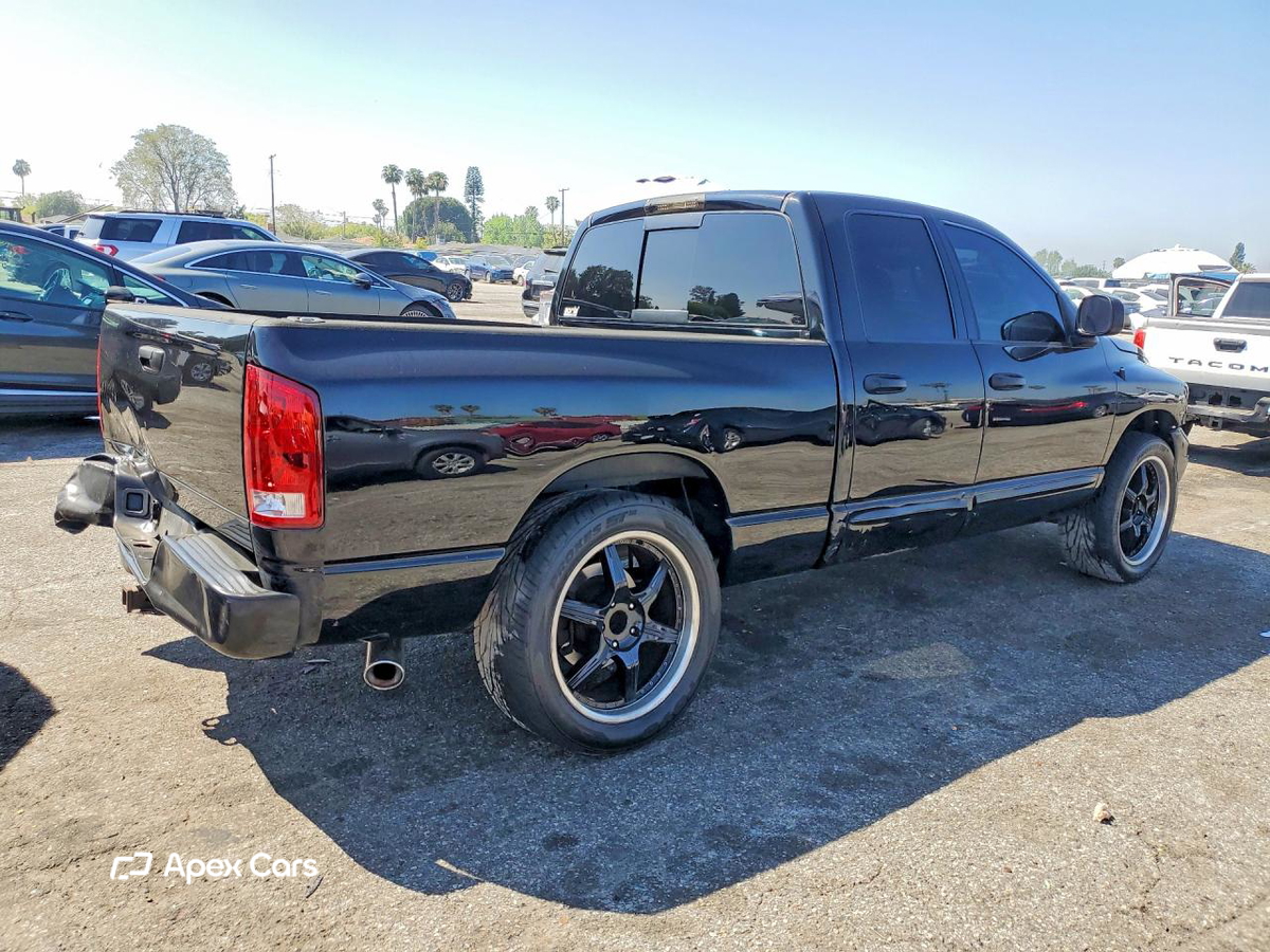 Dodge RAM 2004