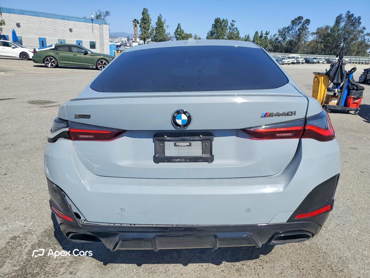 BMW M4 2022