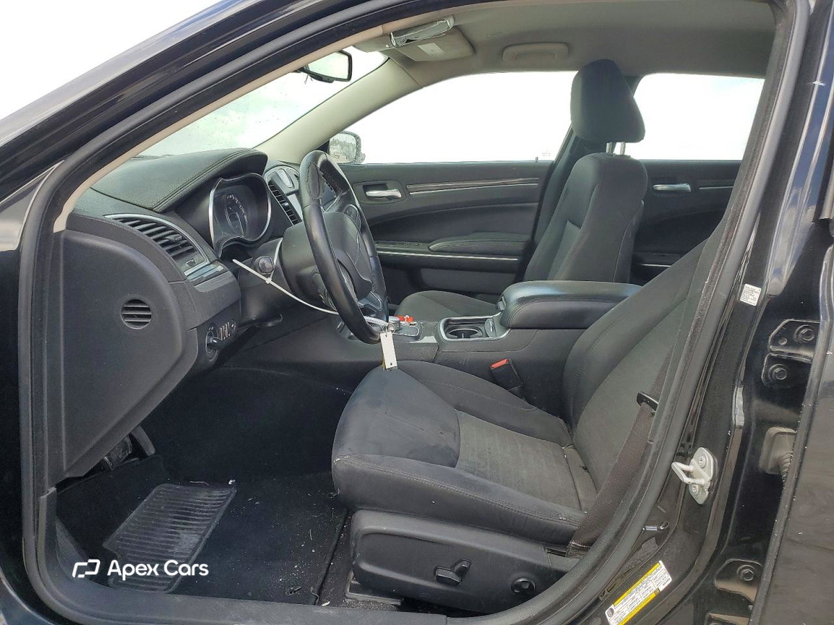 Chrysler 300 2019