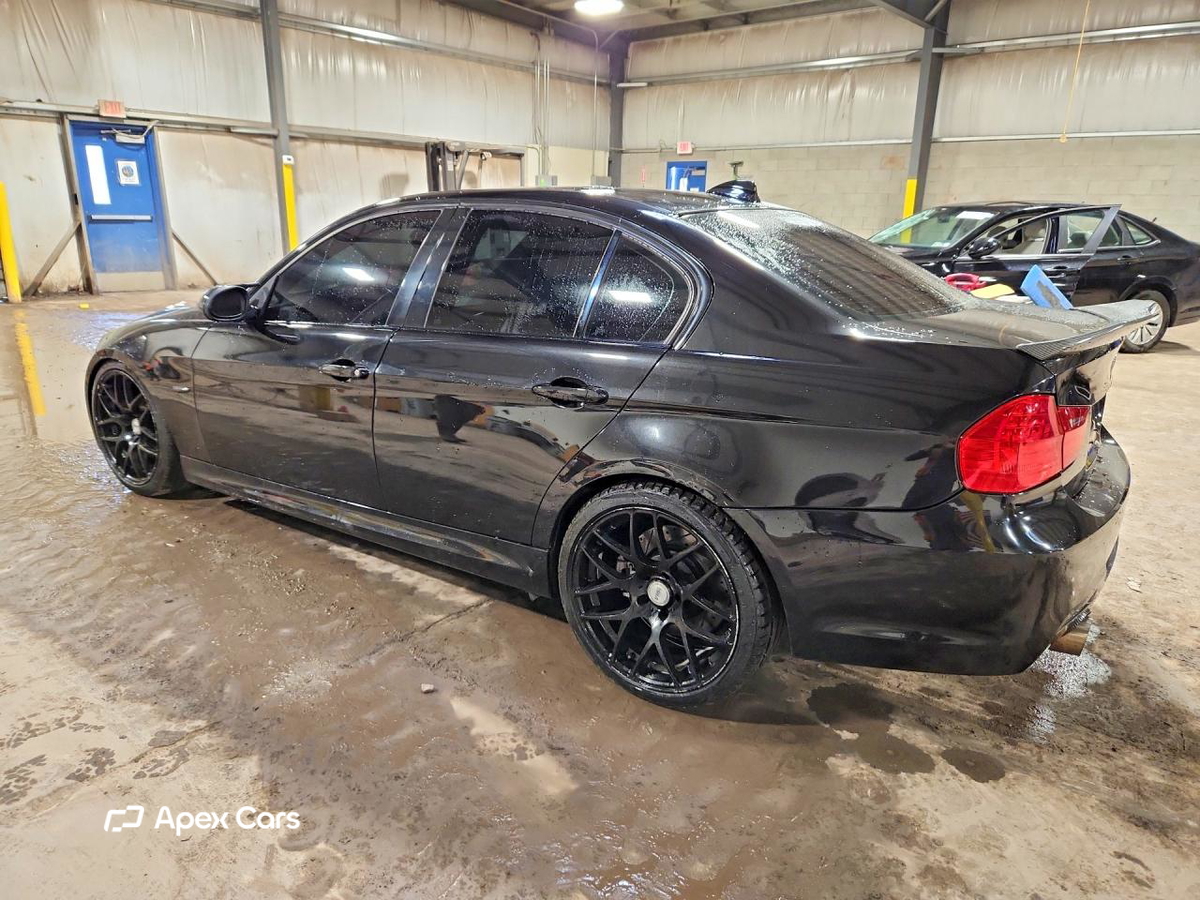 BMW Series 3 2010