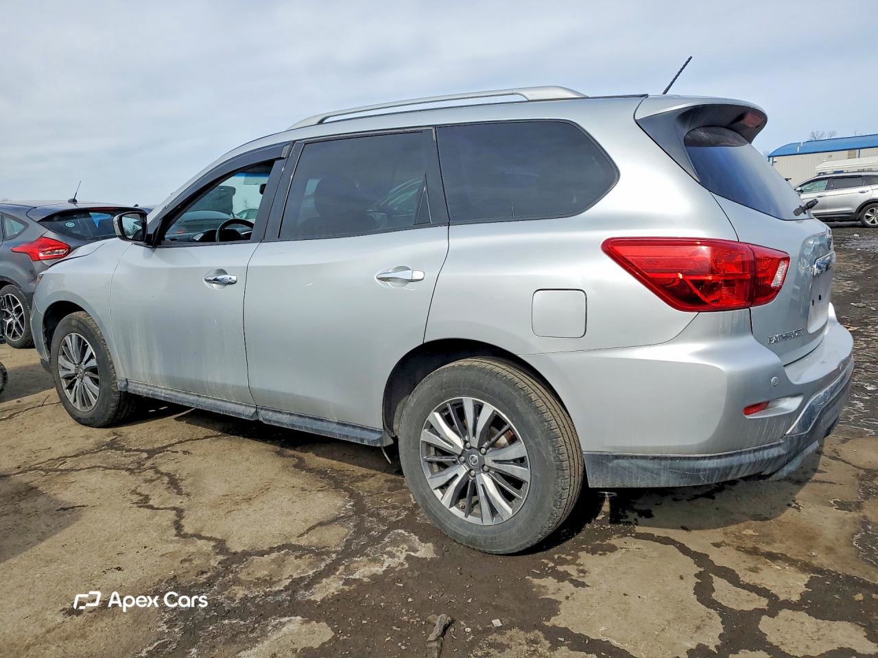 Nissan Pathfinder 2018
