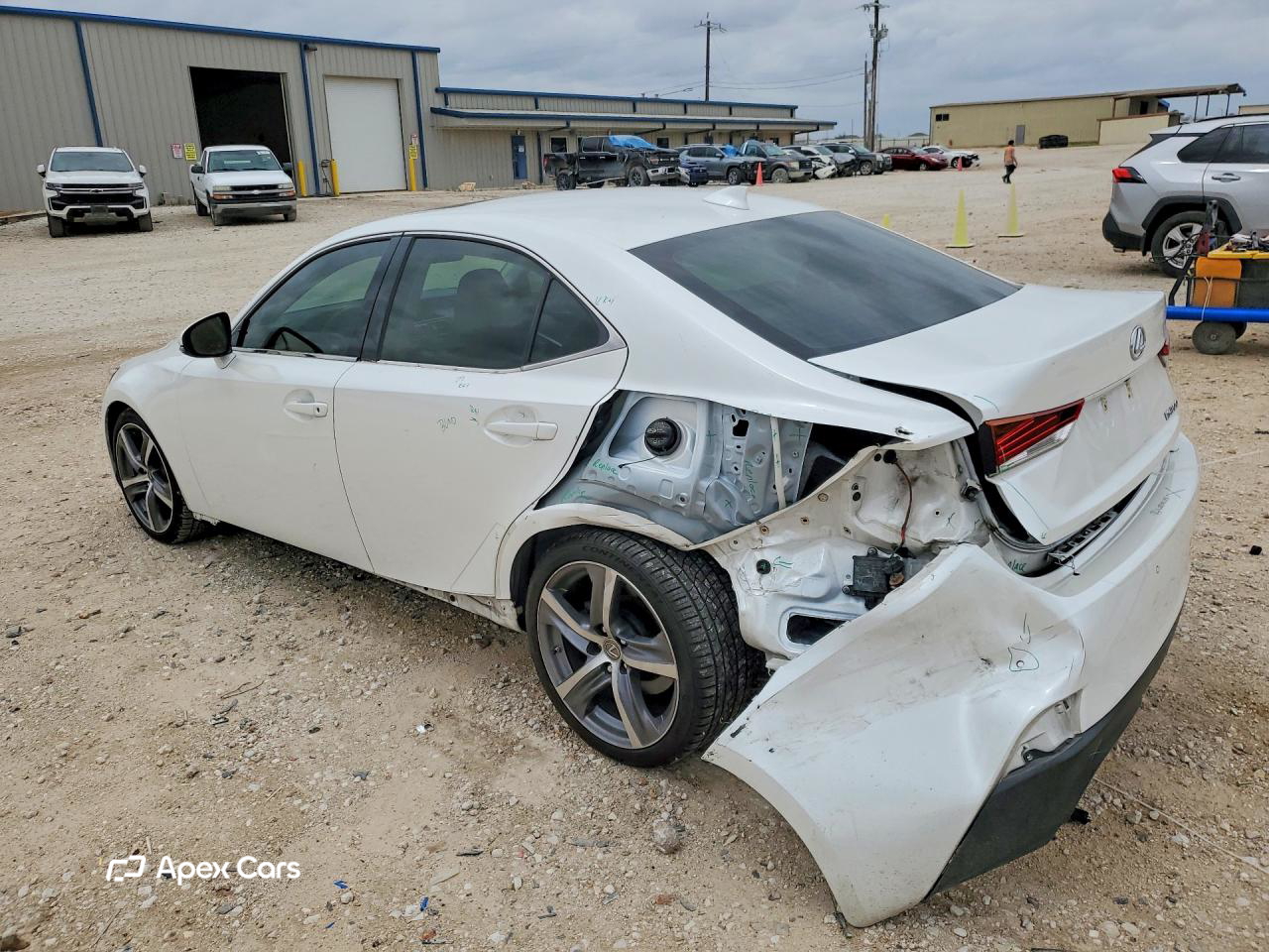 Lexus IS 2019