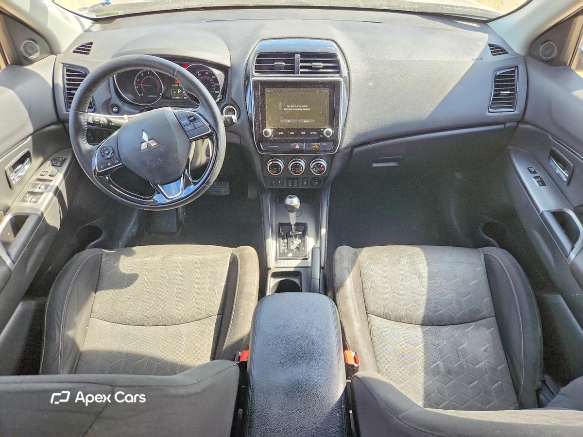 Mitsubishi Outlander 2021