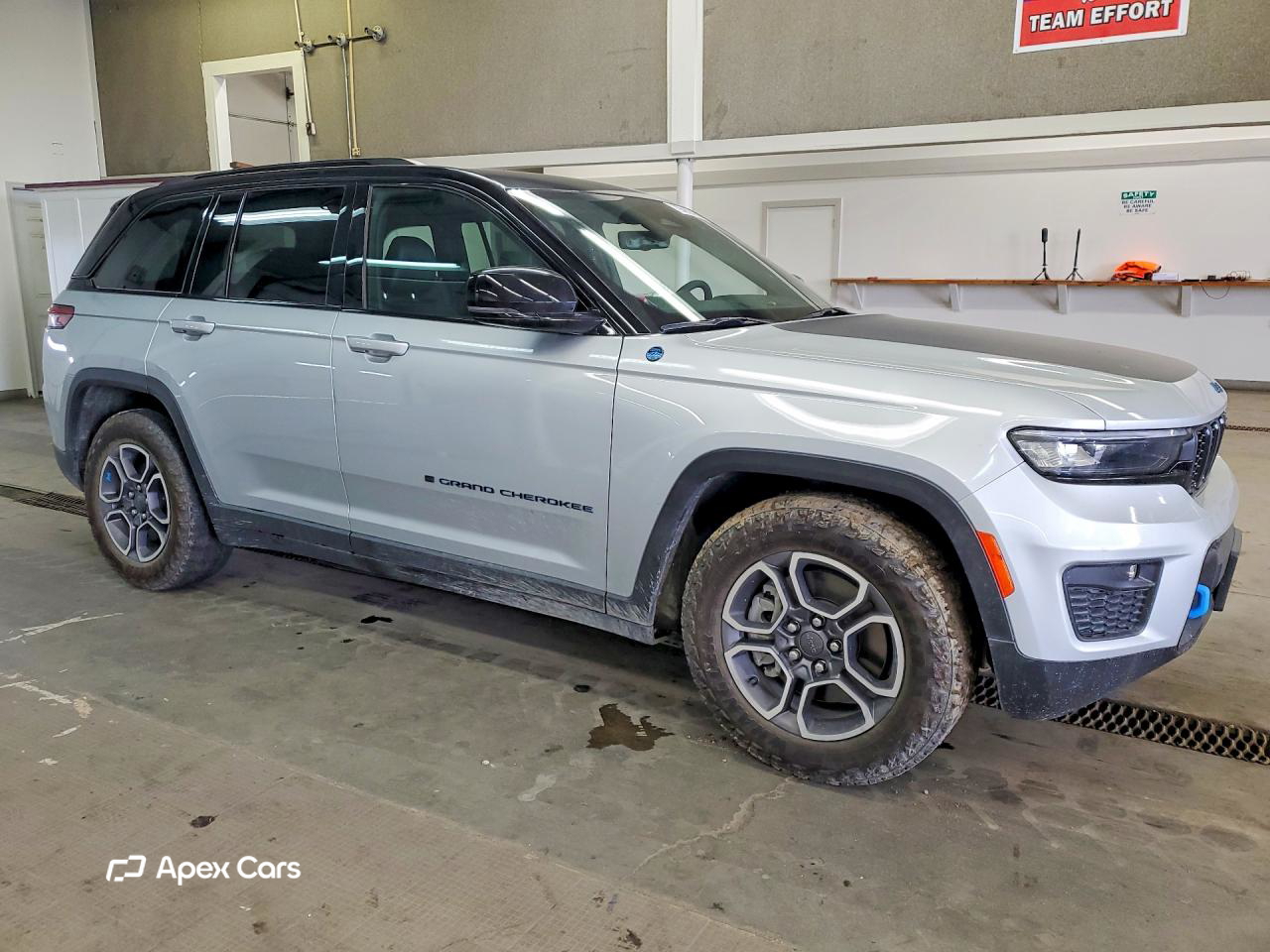 Jeep Cherokee 2023