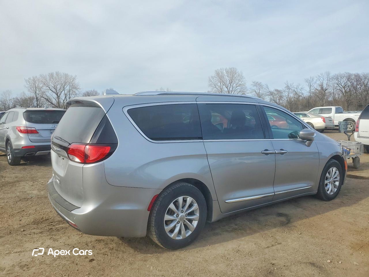 Chrysler Pacifica 2018